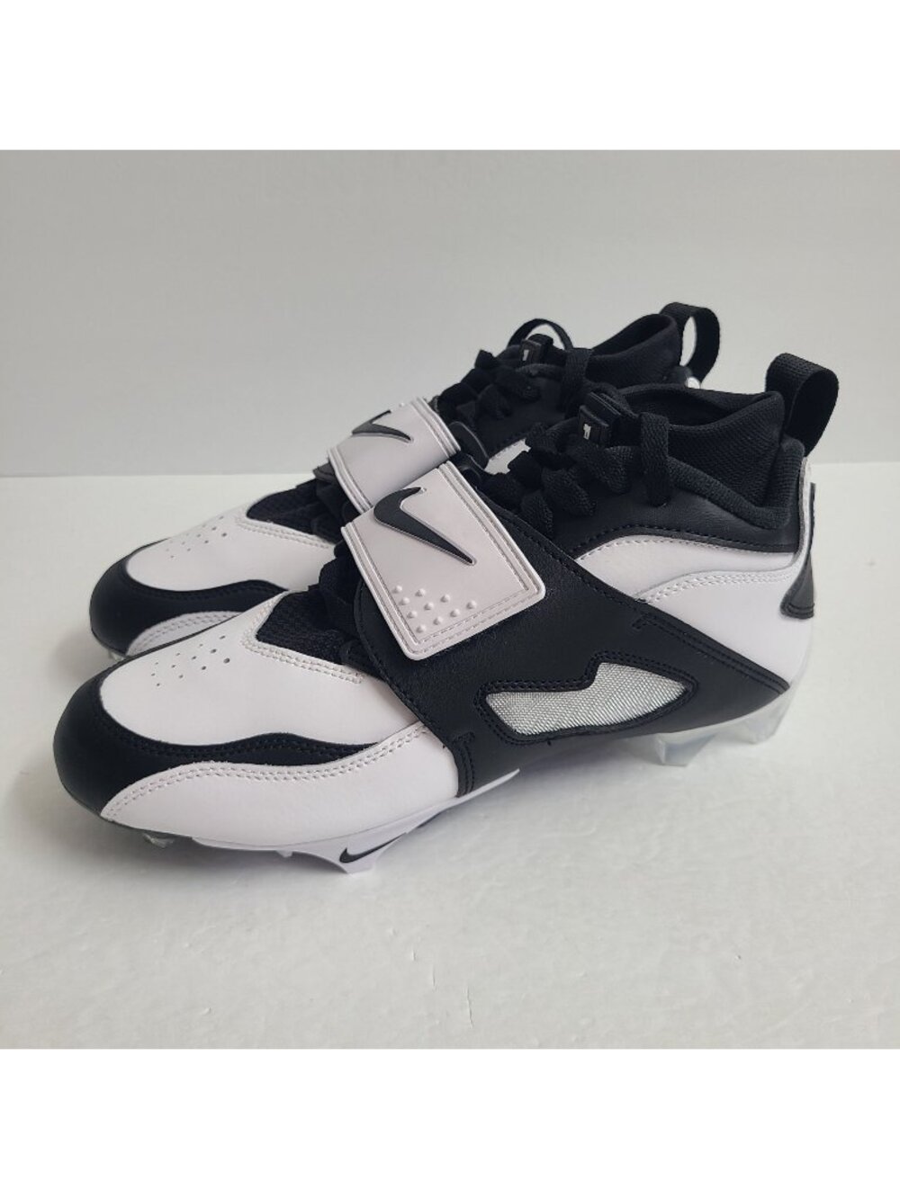 NEW Nike Diamond Turf 93 TD Football Cleats HF5298-101 Size 7.5 White Black